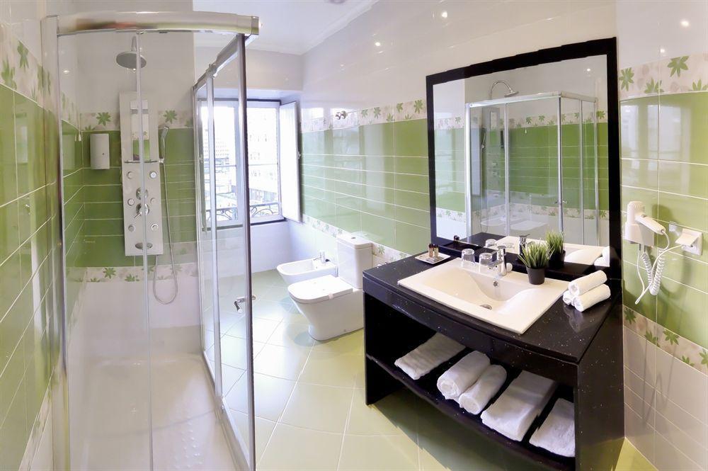 Vila Nova Guesthouse Lisbon Exterior photo