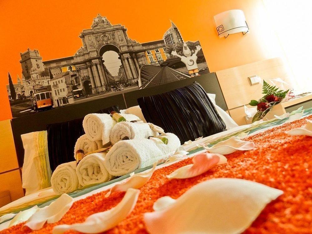 Vila Nova Guesthouse Lisbon Exterior photo