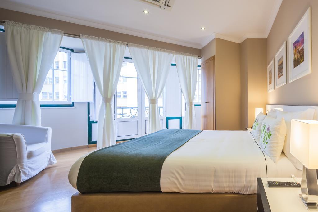 Vila Nova Guesthouse Lisbon Exterior photo