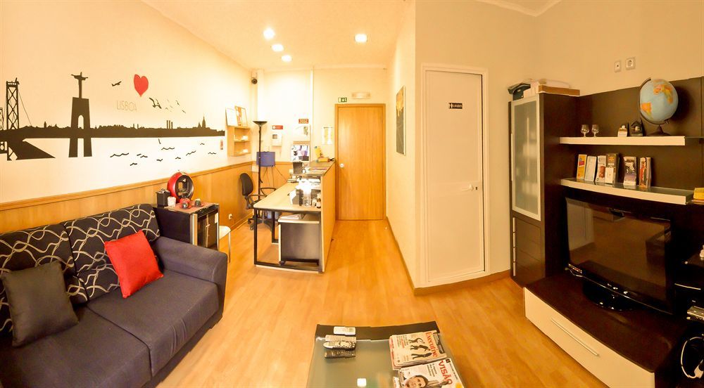 Vila Nova Guesthouse Lisbon Exterior photo