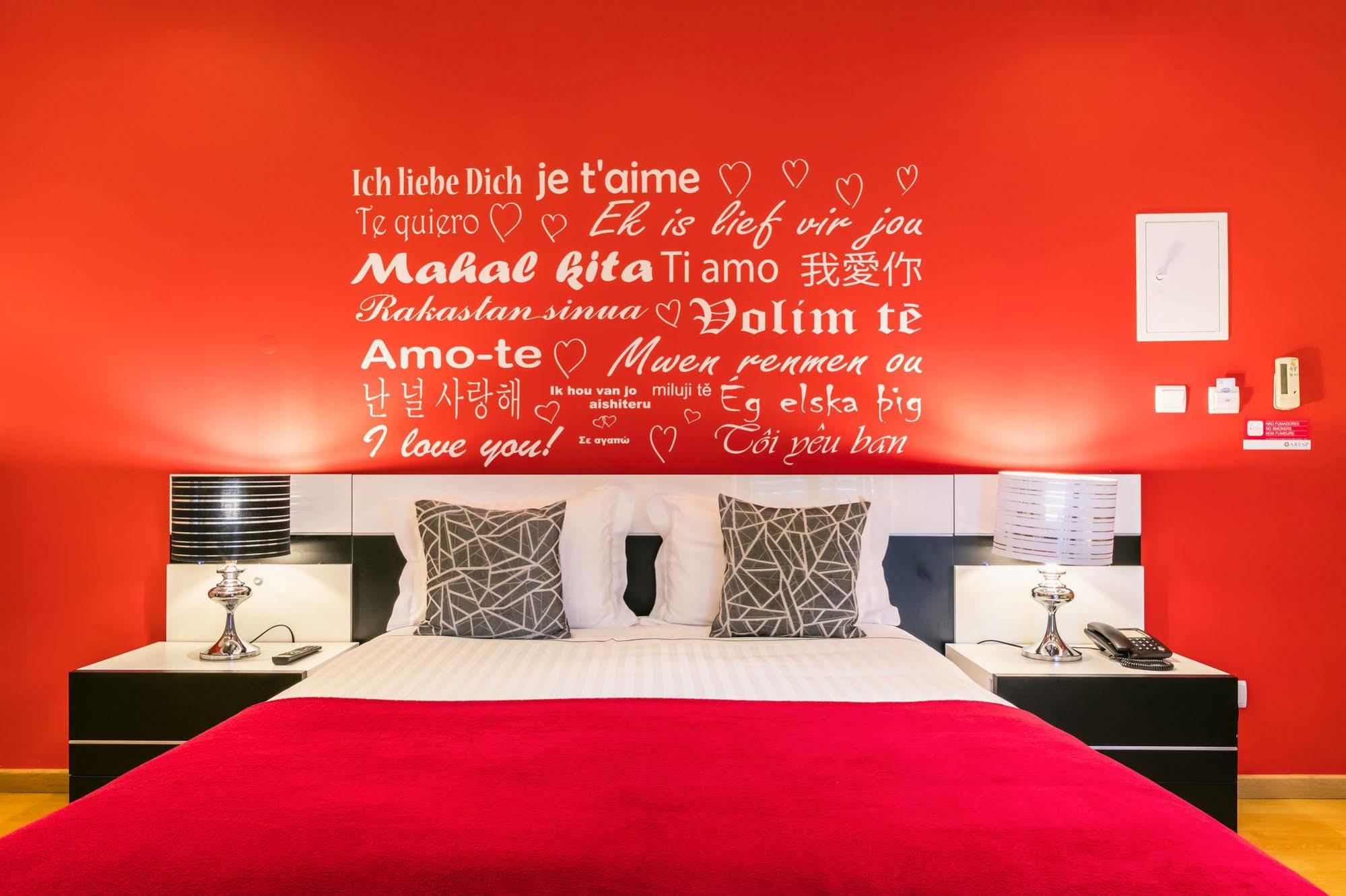 Vila Nova Guesthouse Lisbon Exterior photo